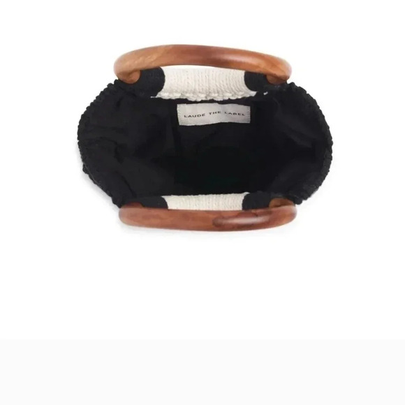 NWT hot and trendy Laude the Label black & white "Gabby the Macrame Bag" - Picture 2 of 6
